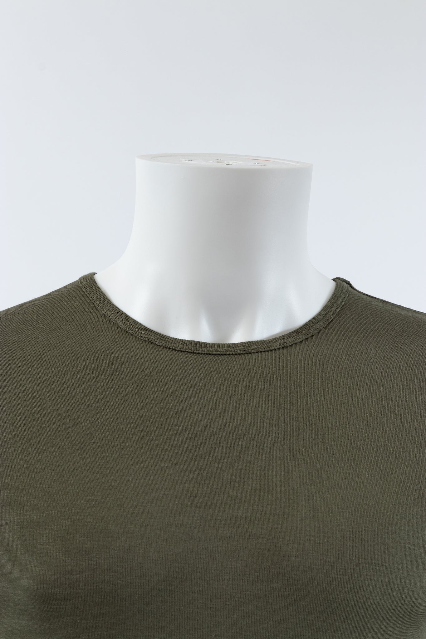 Basic T-Shirt ''Rundhals'' Olive